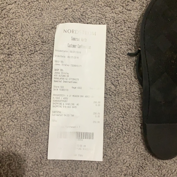 Used Burberry Sandals with original receipt and box - Picture 4 of 5